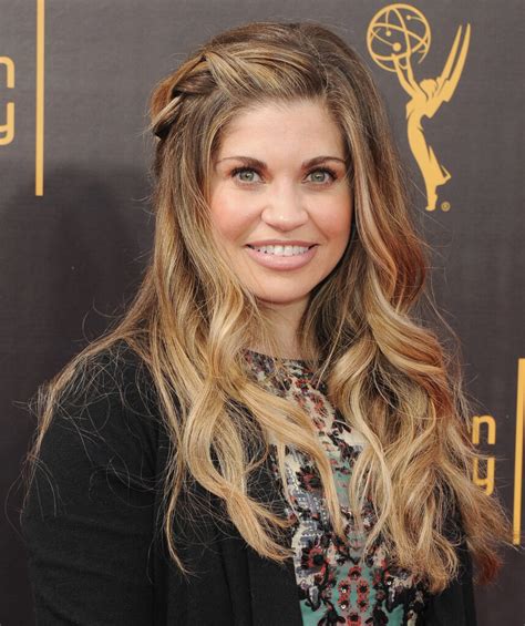 Danielle Fishel Bio, Age, Height, Husband, Net Worth,。